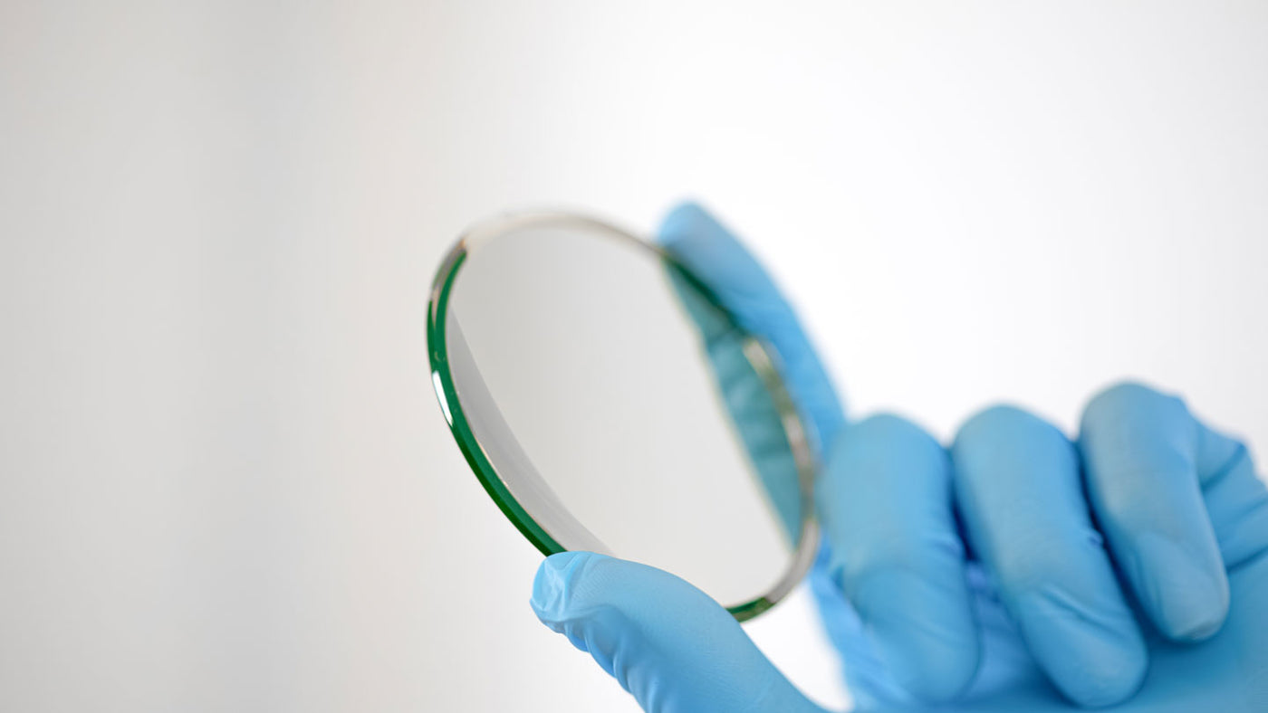 Avulux lenses for eye care providers